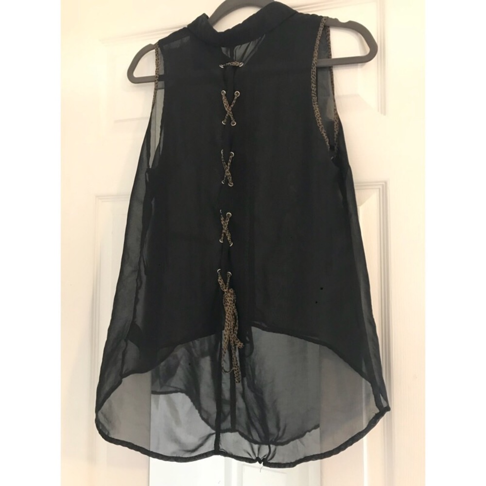 Transparent Tank
